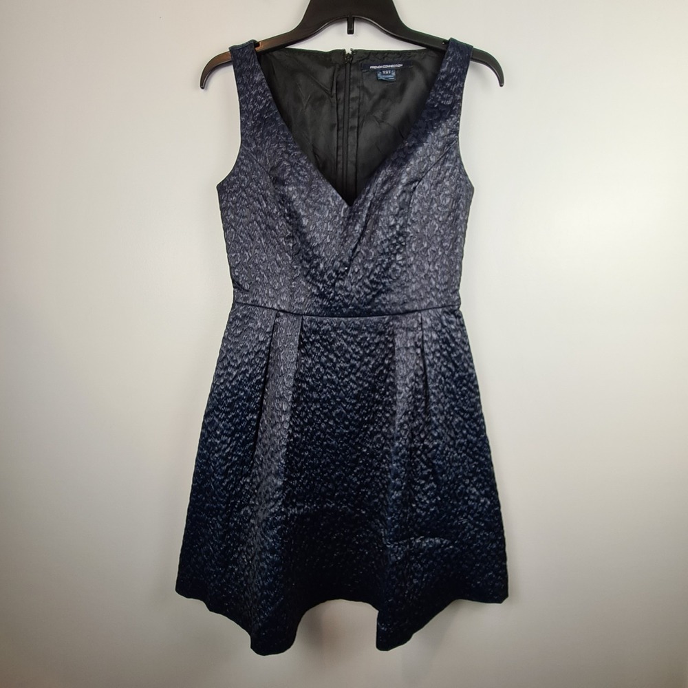 FRENCH CONNECTION Blue Jacquard Metallic Fit‎ Flare Cocktail Dress Size 6 Black